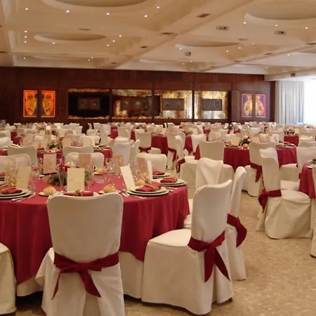 Hotel Crisol Regio 4*