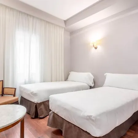 Hotel Crisol Regio 4*