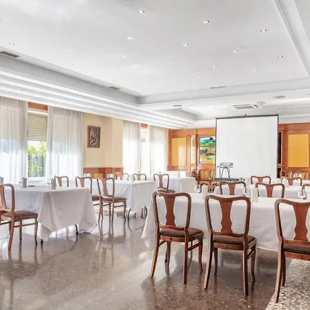 מלון Crisol Regio