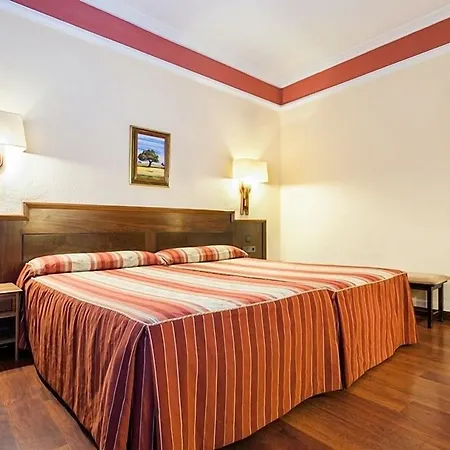 Crisol Regio מלון