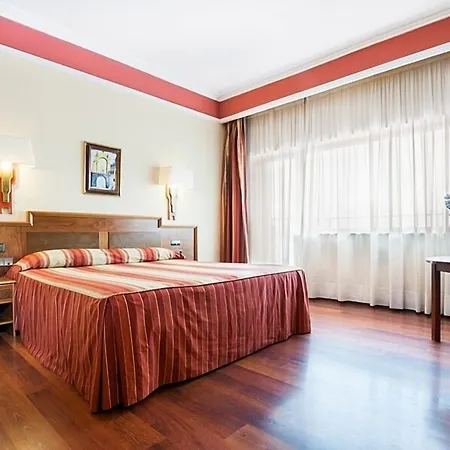 Crisol Regio Hotel Santa Marta de Tormes