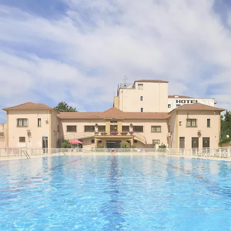 מלון Crisol Regio 4*