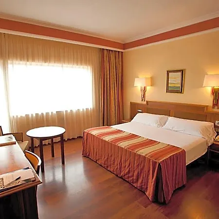 Crisol Regio 4* 산타마리타데토르메스
