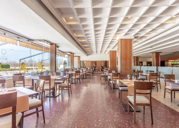 호텔 Crisol Regio 4*